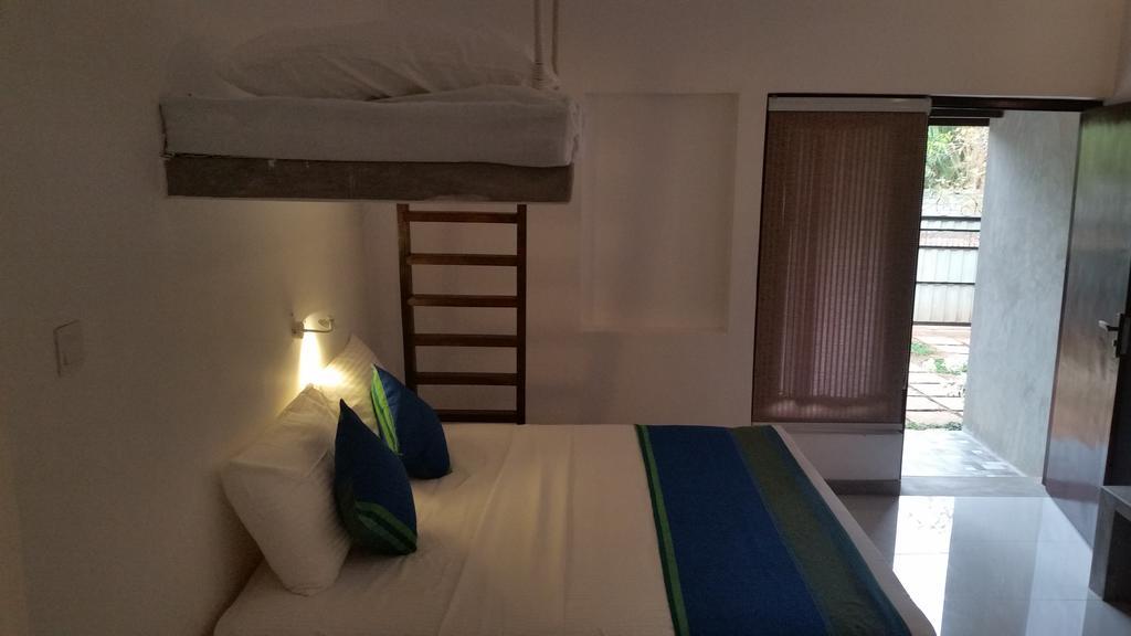 Appartamento Kutumbaya Anuradhapura Esterno foto